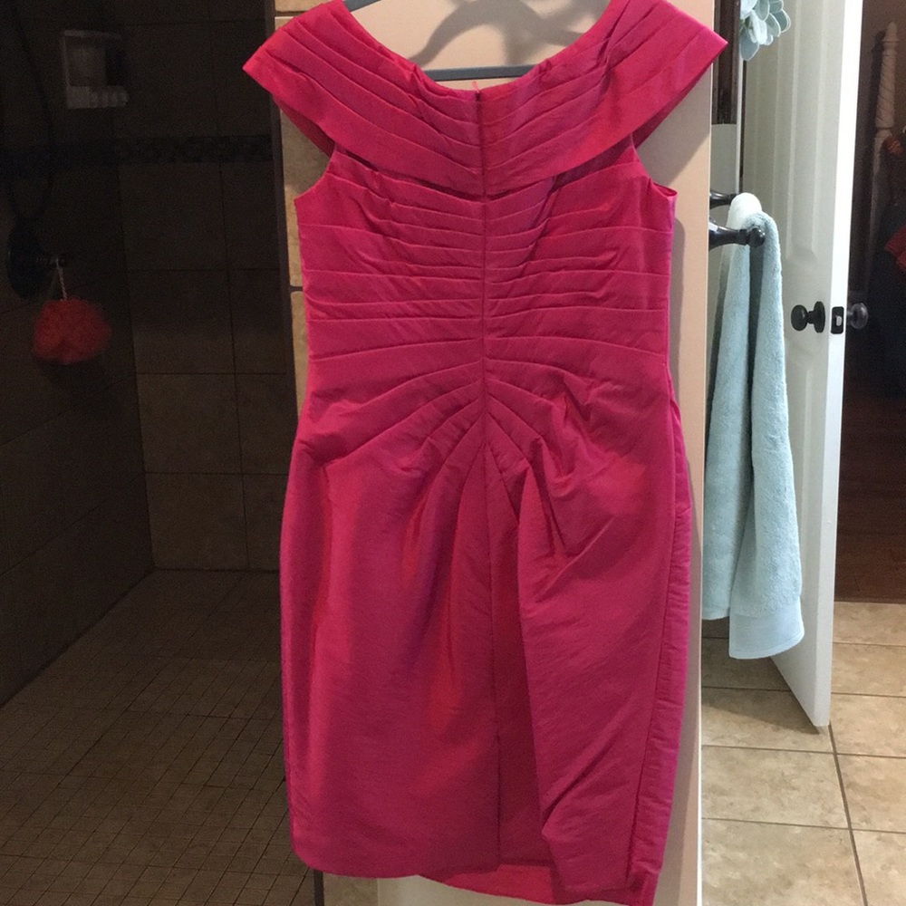 Pink semi-formal knee length dress - Picture 3 of 7